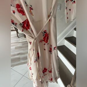 NWOT GAP RUFFLE FLORAL DRESS